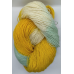 Пряжа Северня жовто-зелено-біла. (Домашнє фарбування)