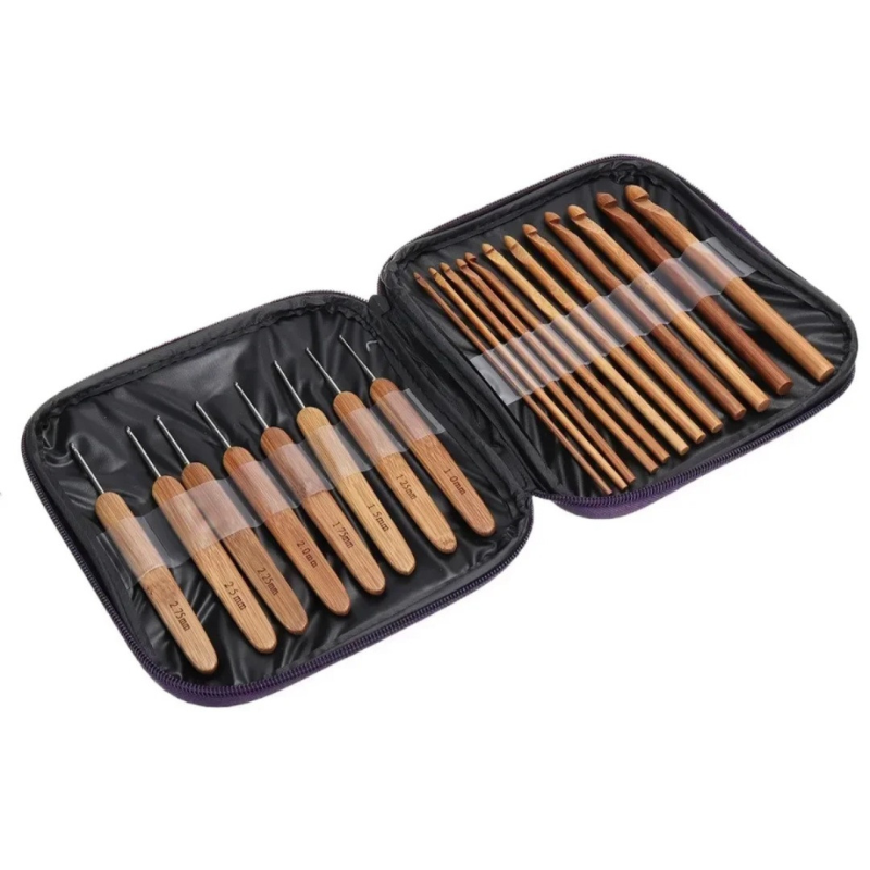 Набір гачків для в“язання з дерев“яною ручкою