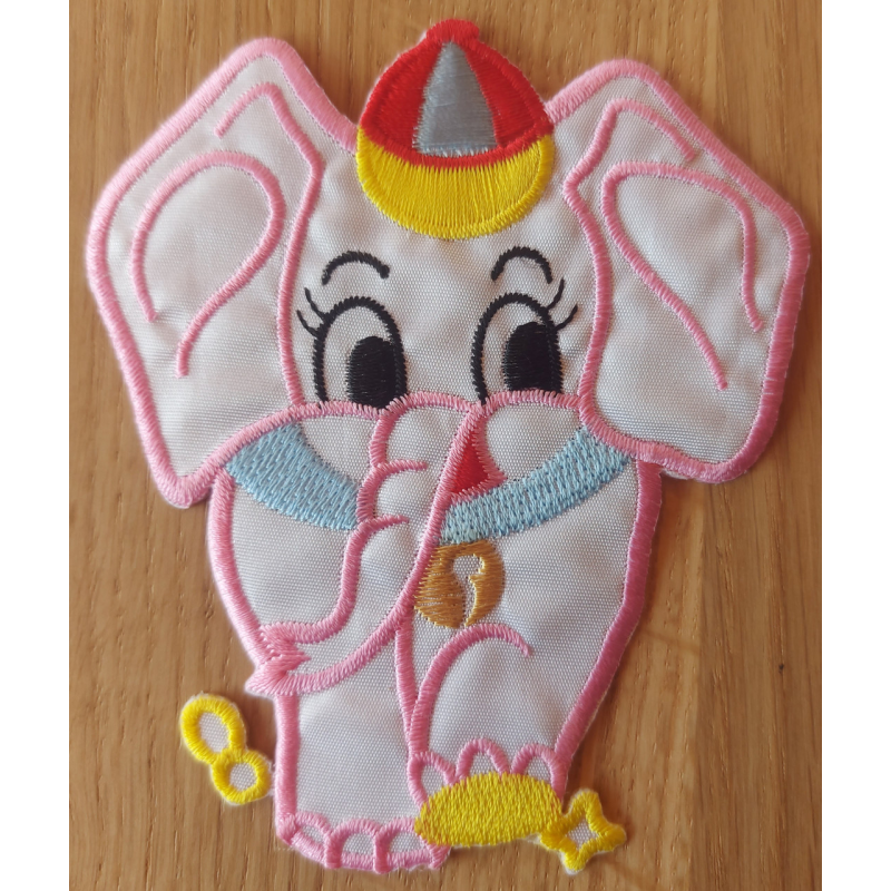 Аплікація для одягу. Слоник Аплікація для одягу. Слоник