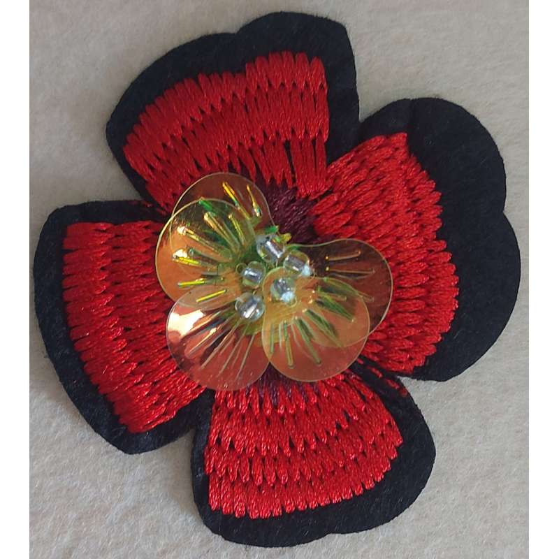 Аплікація клейова вишита Червона квітка з паєтками