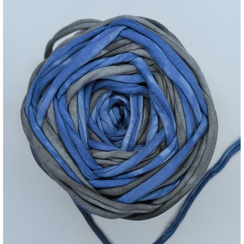 Трикотажна пряжа. Колір: Синьо-сірий меланж