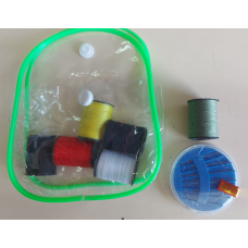 Дорожній набір у косметичці. Швейний.