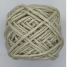 Вовняна пряжа. (шнур) Колір: молочний.