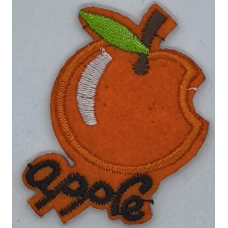 Аплікація для одягу. Apple жовтогаряча