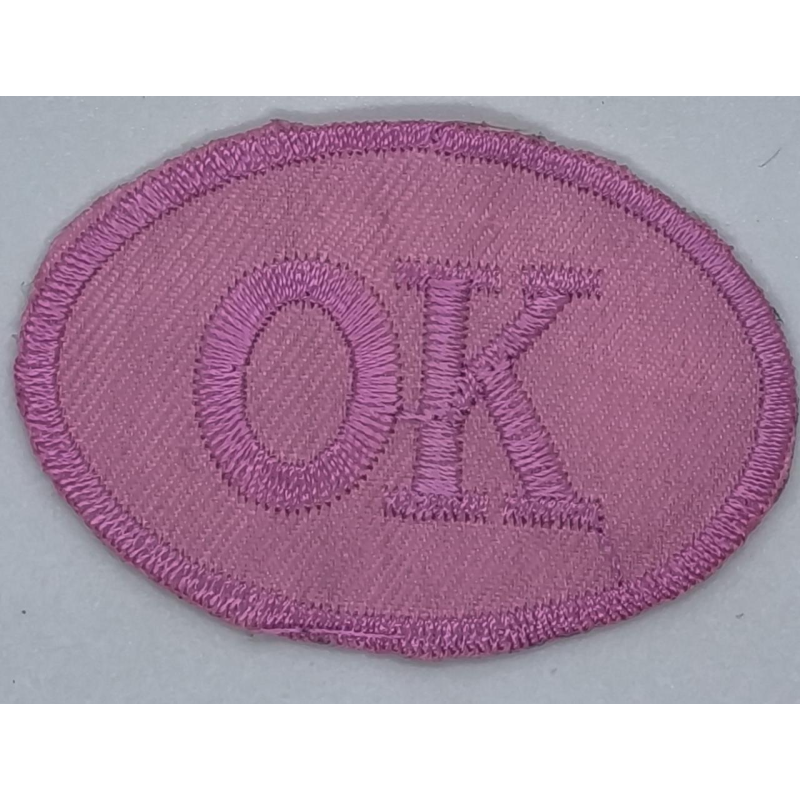 Аплікація для одягу. Ok, рожева