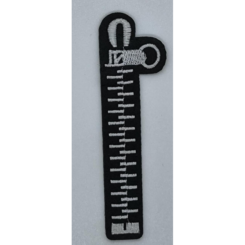 Аплікація для одягу. Конопля