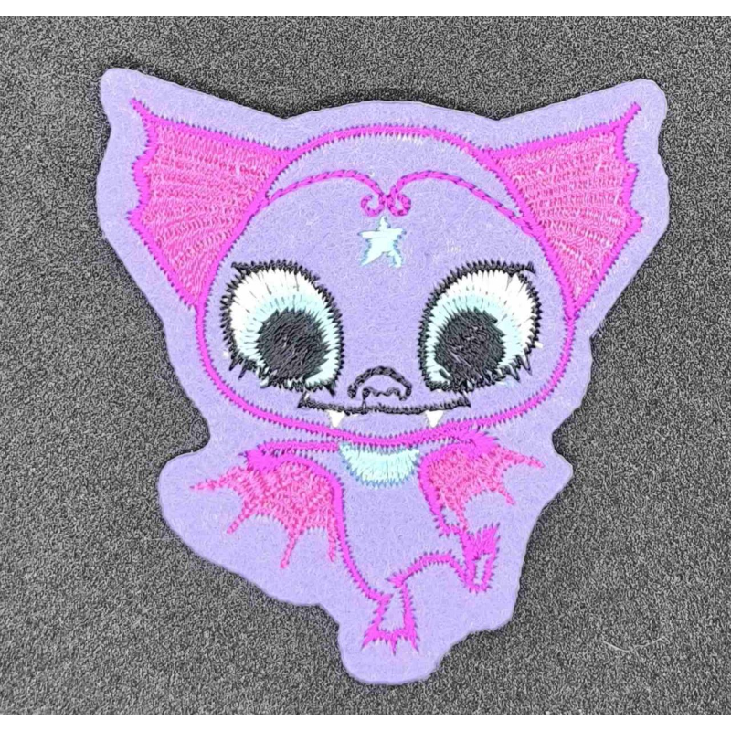 Аплікація для одягу. Вампірчик