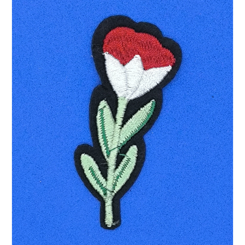 Аплікація для одягу. Квіточка червоно-біла.