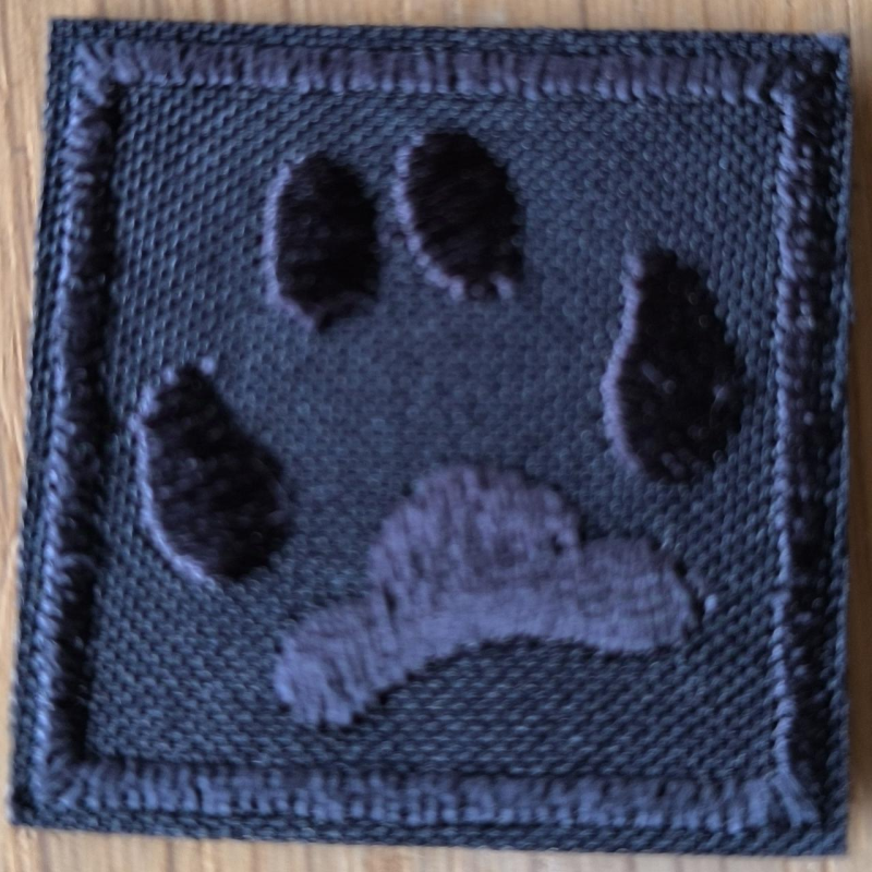 Аплікація для одягу, лапка синя