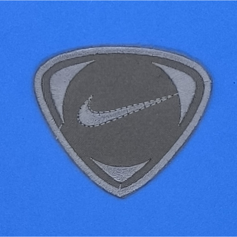 Аплікація для одягу спортивна сіра Nike.