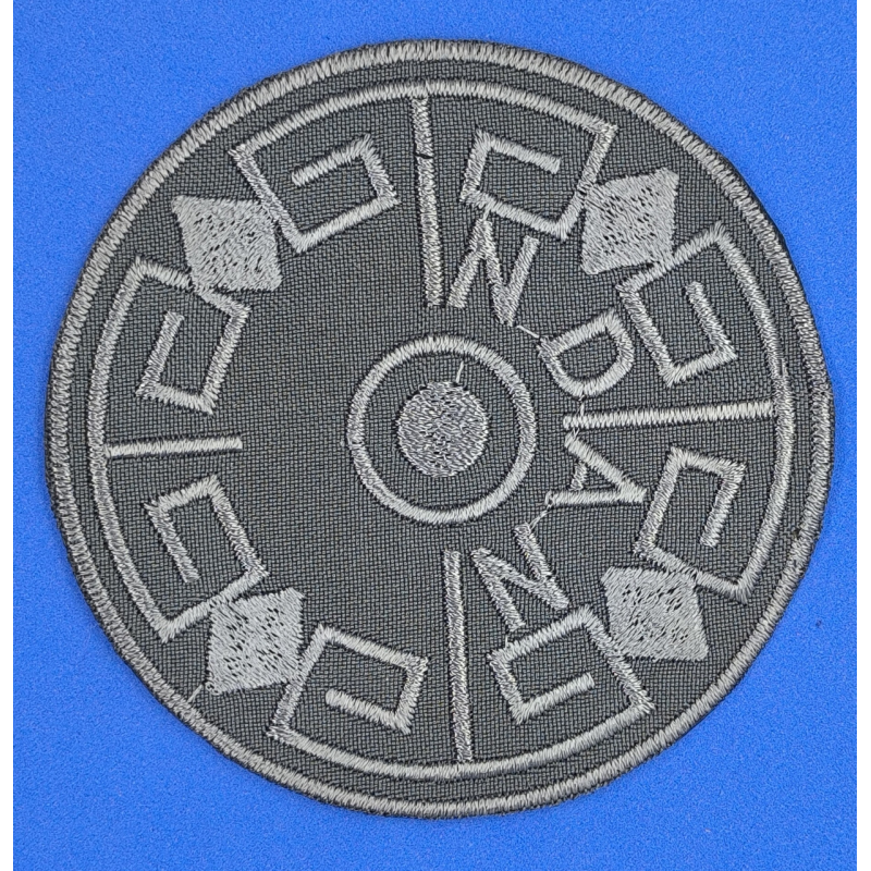 Аплікація для одягу сіра кругла.