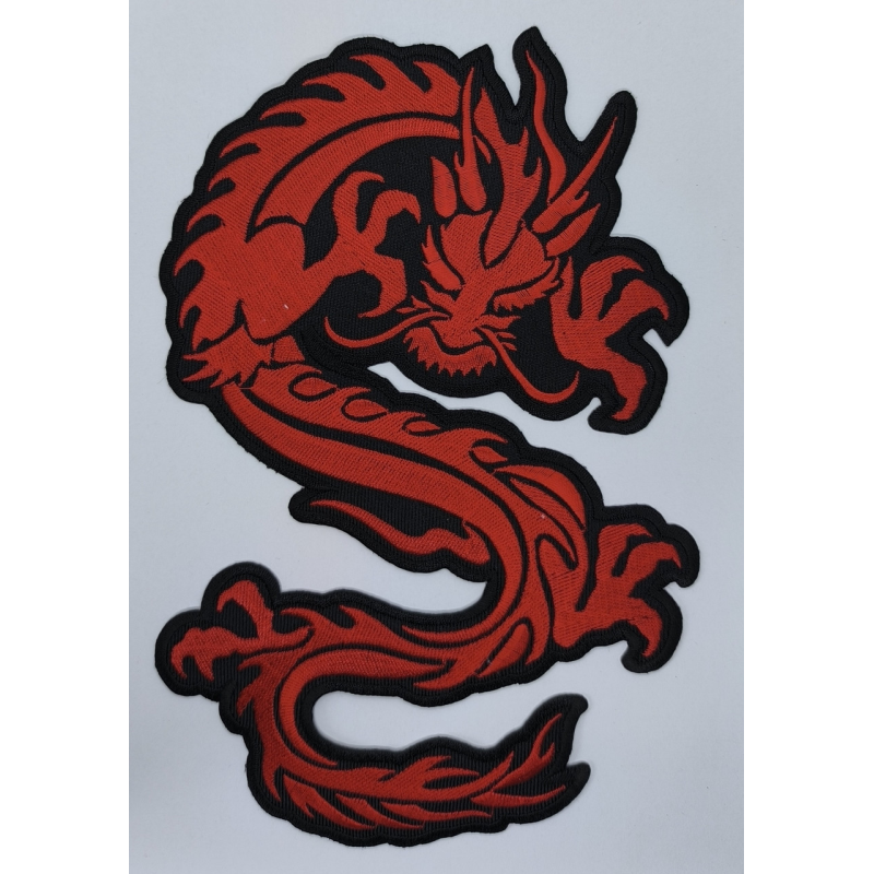 Аплікація для одягу байкерська. Червоний дракон.