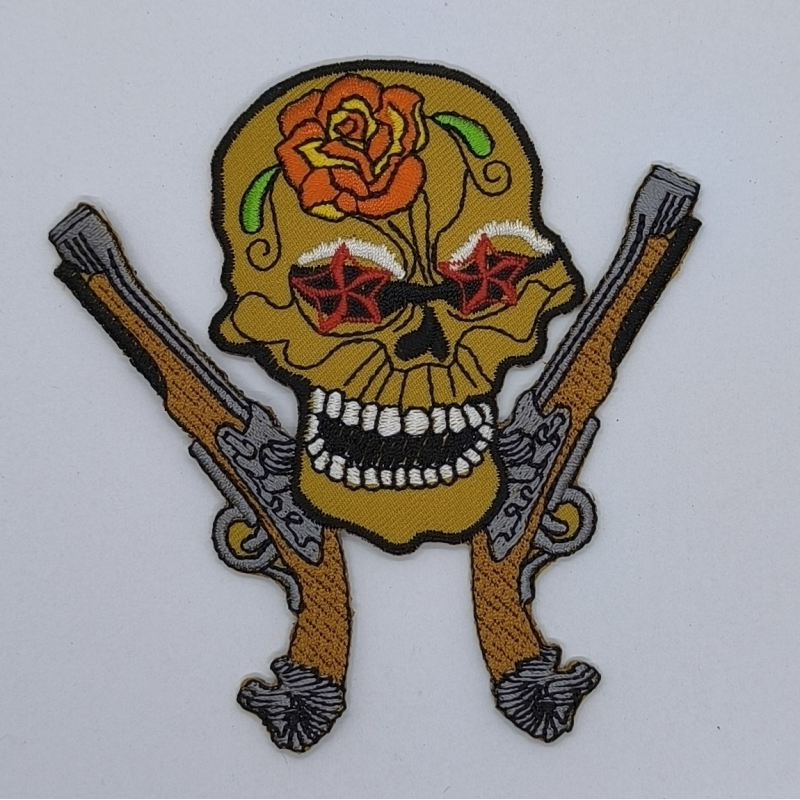 Аплікація для одягу байкерська. Череп із пістолетами.