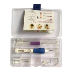 Набір голок для вишивання в килимовій техніці