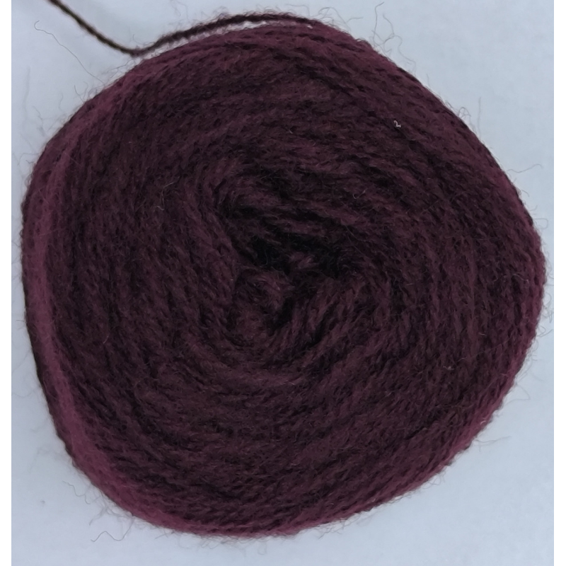 Муліне, нитки акрилові. Темно-бордові. Муліне, нитки акрилові. Темно-бордові.