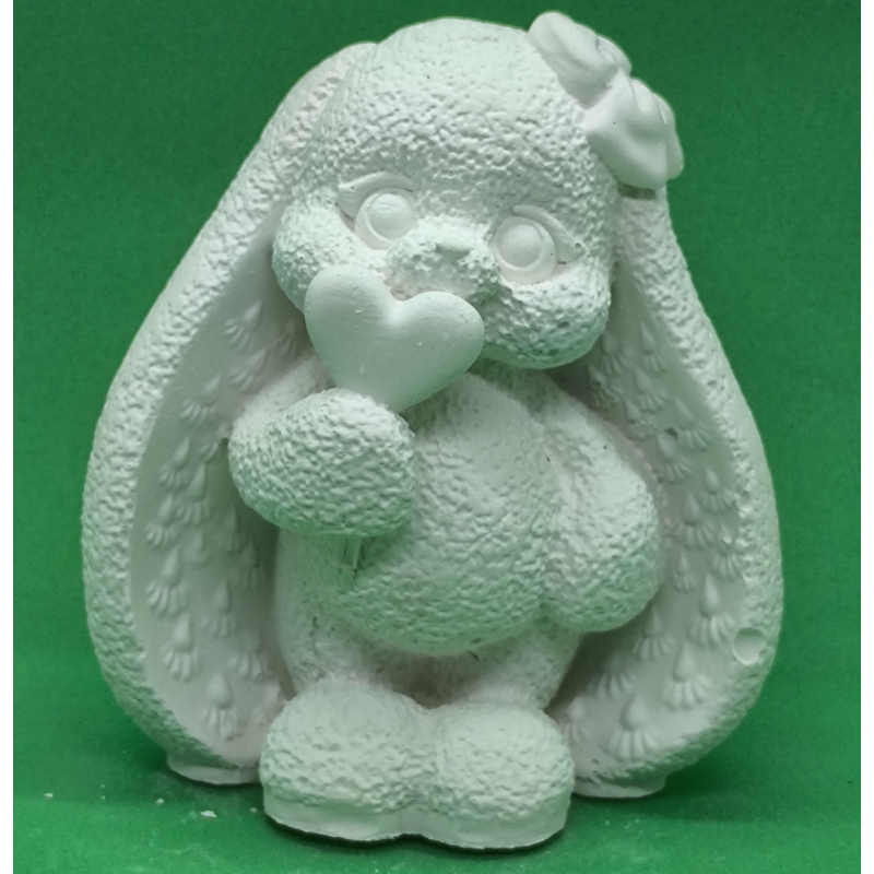 Гіпсова фігурка для розмальовування. Зайчик із серцем. Гіпсова фігурка для розмальовування. Зайчик із серцем.