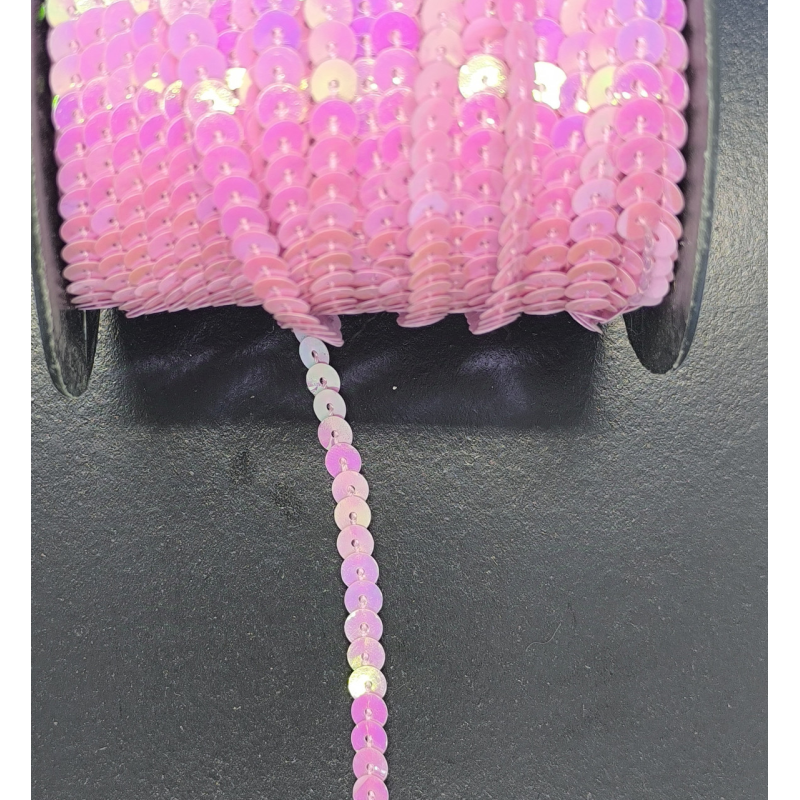 Паєтки на нитці круглі 6 мм, рожеві Паєтки на нитці круглі 6 мм, рожеві