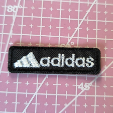 Аплікація для одягу спортивна прямокутна, чорно-біла. Adidas.