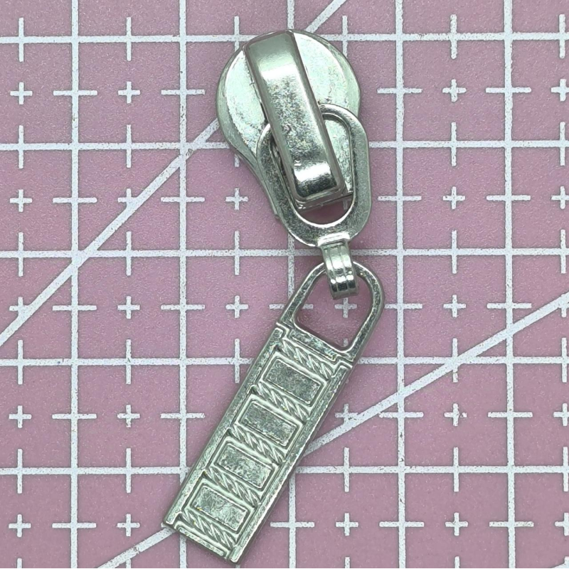 Бігунок для спіральної блискавки No8