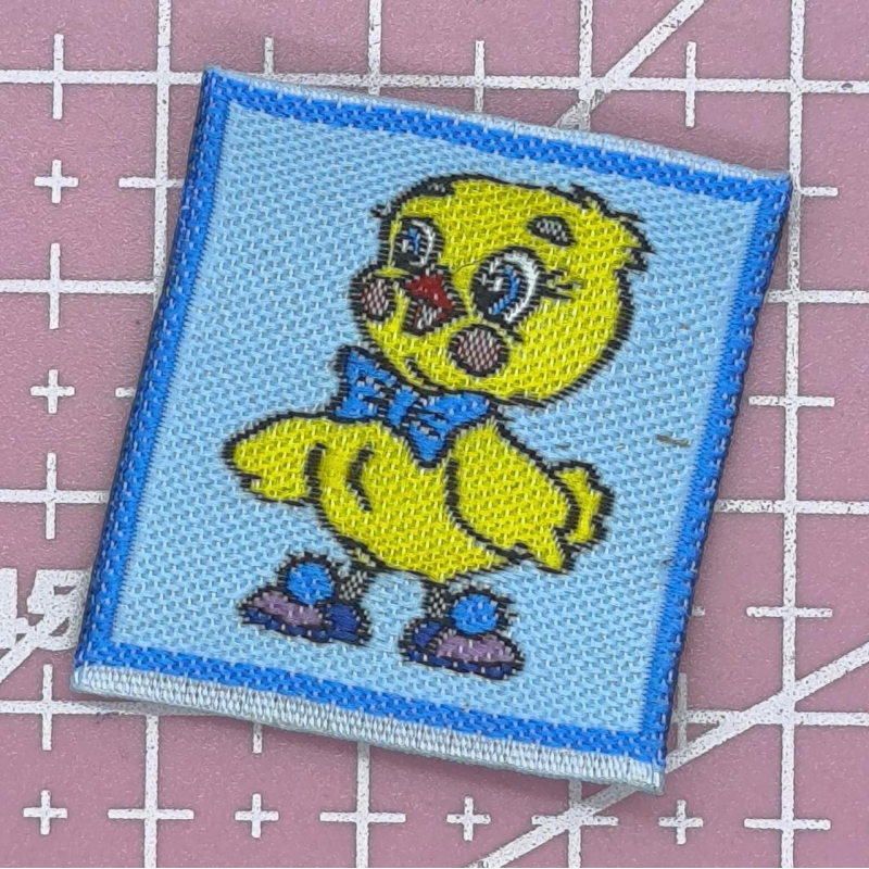 Аплікація для одягу. Нашивка. Курча Аплікація для одягу. Нашивка. Курча