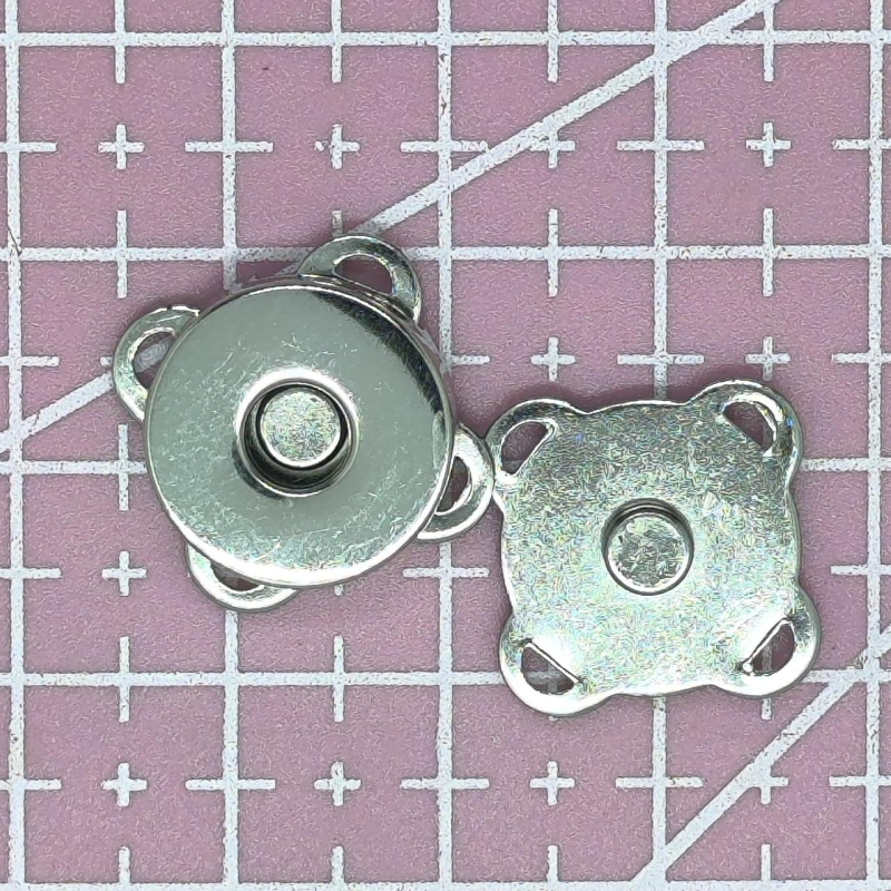 Кнопка металева, магнітна 14 мм Кнопка металева, магнітна 14 мм