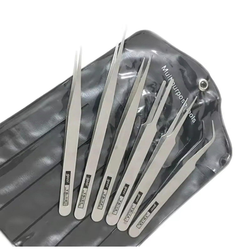 Набір пінцетів у чохлі.