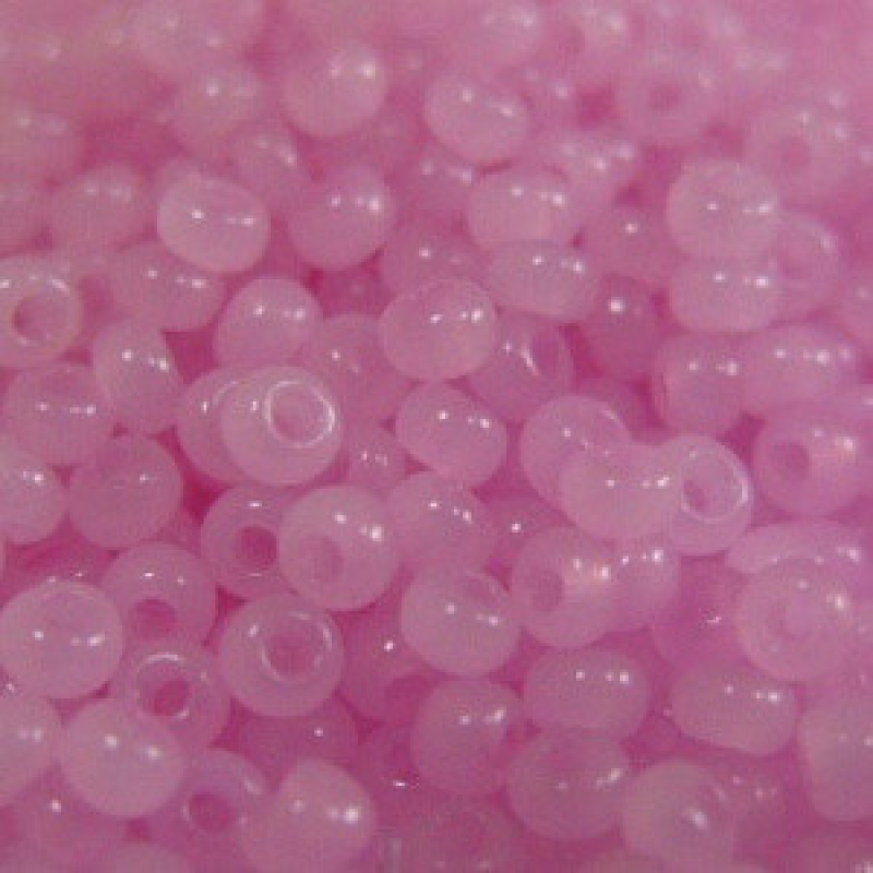 Бісер алебастровий блідо-лиловий 10 г, No10