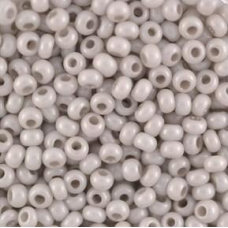 Бісер перламутровий блідо-бежевий 10 г, No10