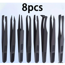 Набір пластикових пінцетів.