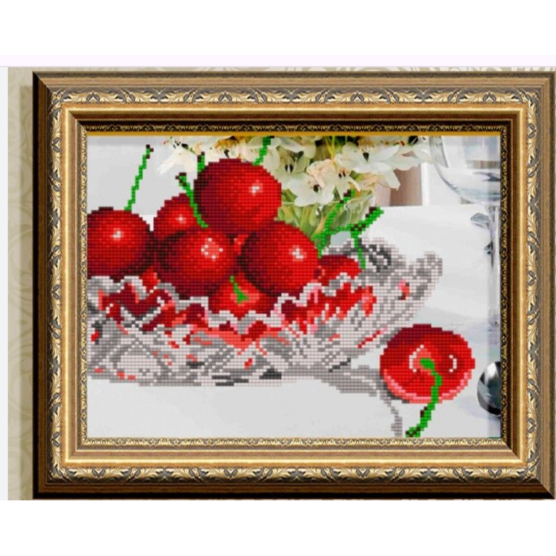 Схема для вишивання бісером. У кришталі. Черешня. Схема для вишивання бісером. У кришталі. Черешня.