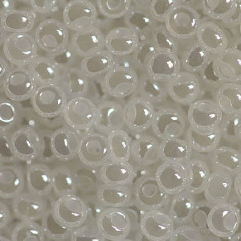 Бісер перламутровий, напівпрозорий, білий 10 г, No10