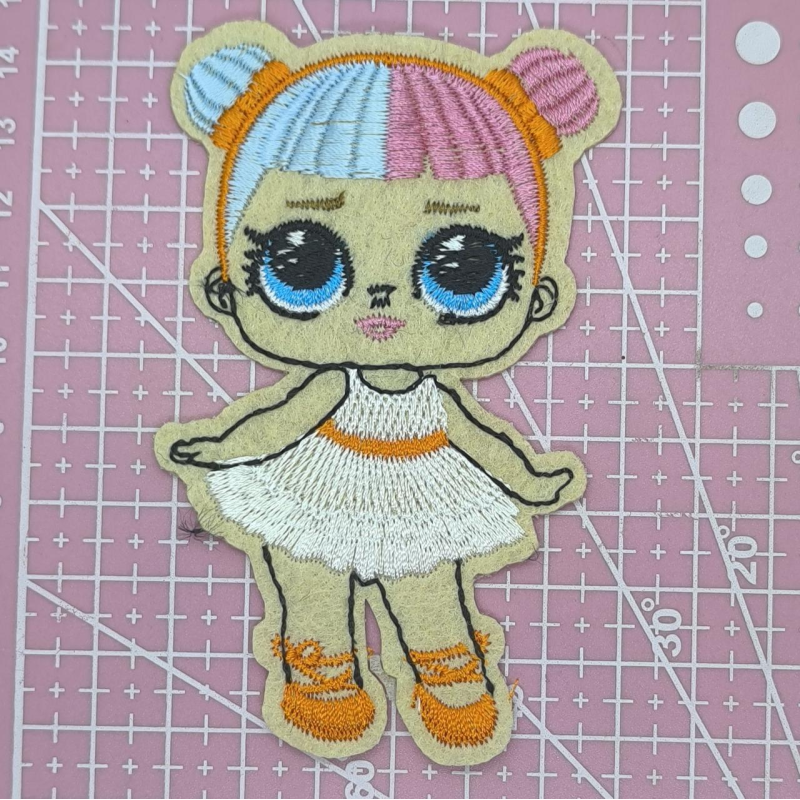 Аплікація для одягу.Кукла Лол.