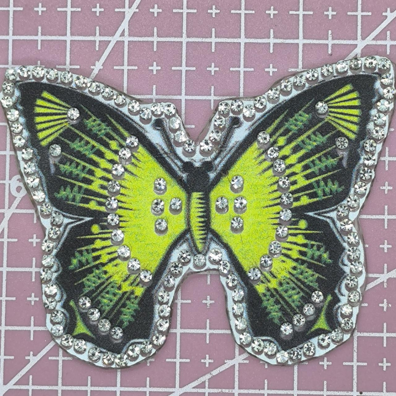 Аплікація для одягу. Бабочка со стразами.
