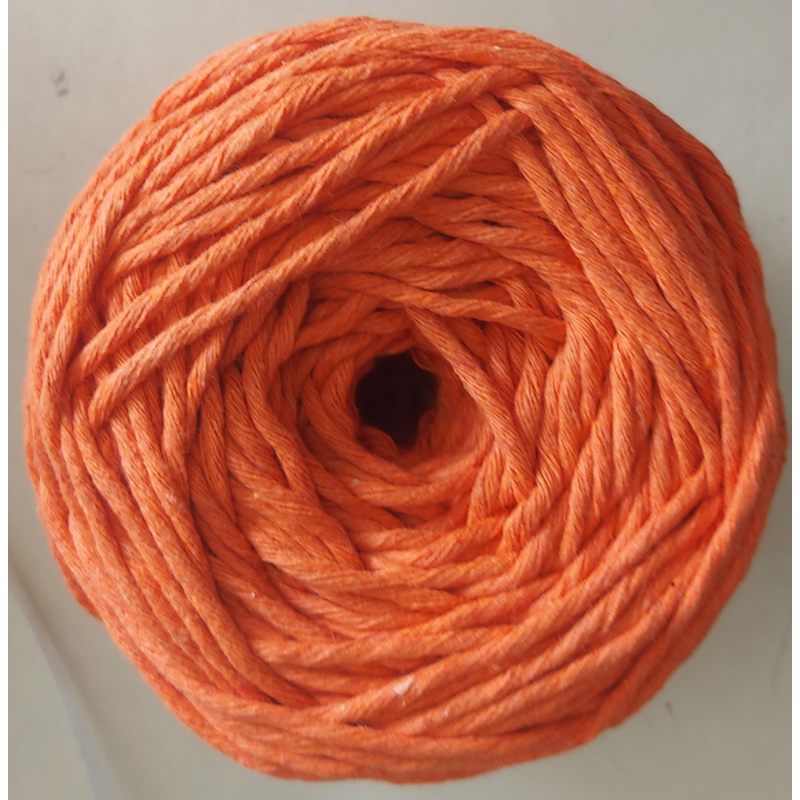 Шнур для макрамі або в“язання гачком. Колір: жовтогарячий