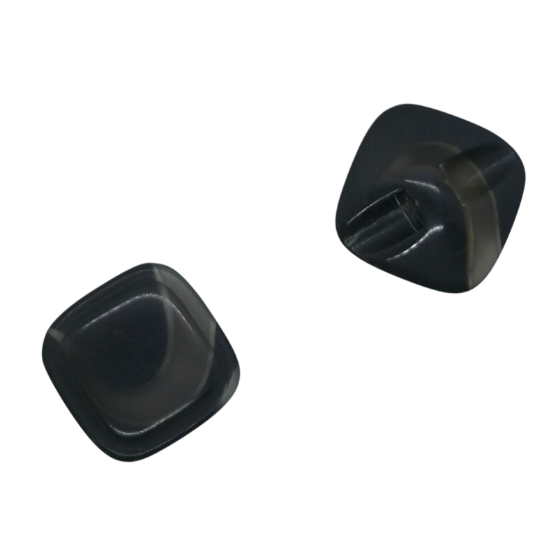 Ґудзик квадратний 17 мм, 1 шт.