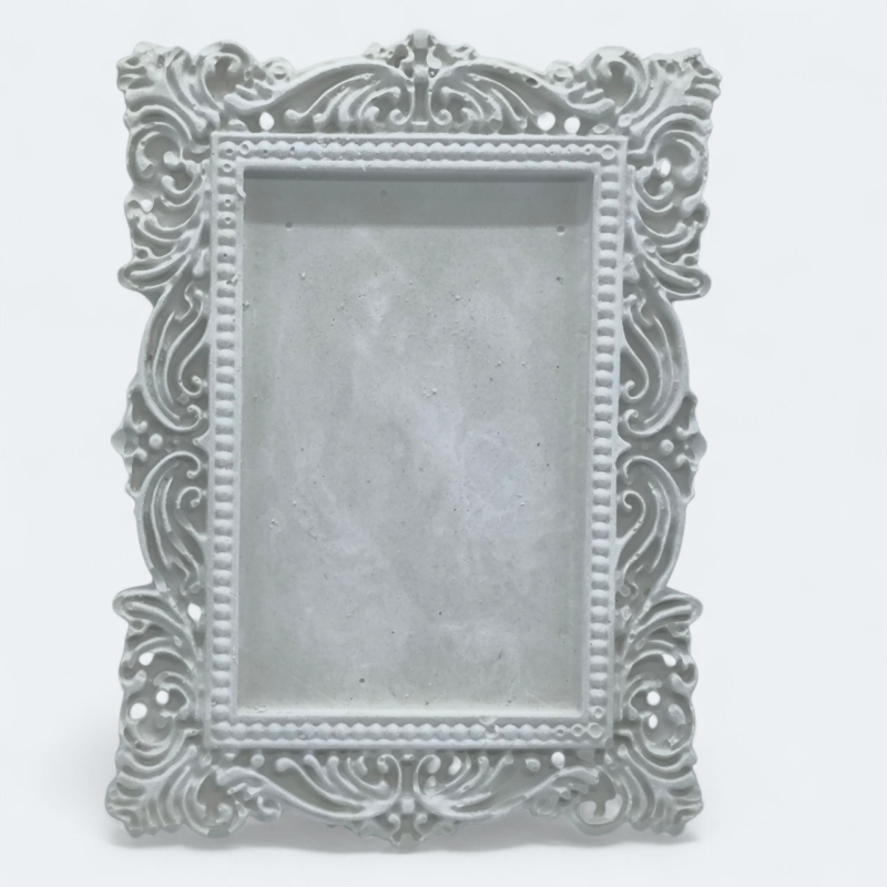 Гіпсова фігурка (барильєф) для розмальовування.