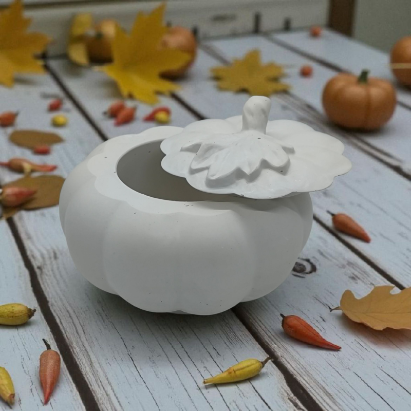 Підсвічник гіпсовий, гарбуз із кришкою.