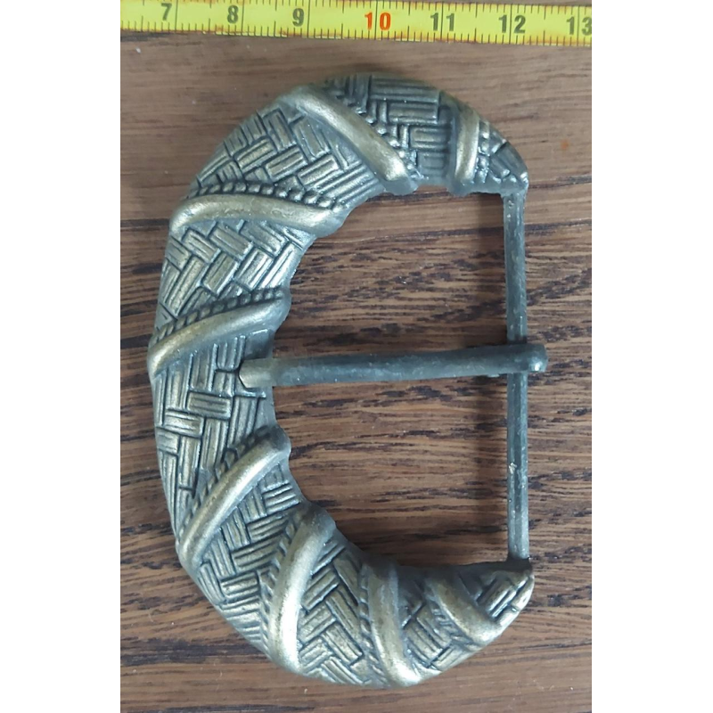 Пряжка для пояса металева