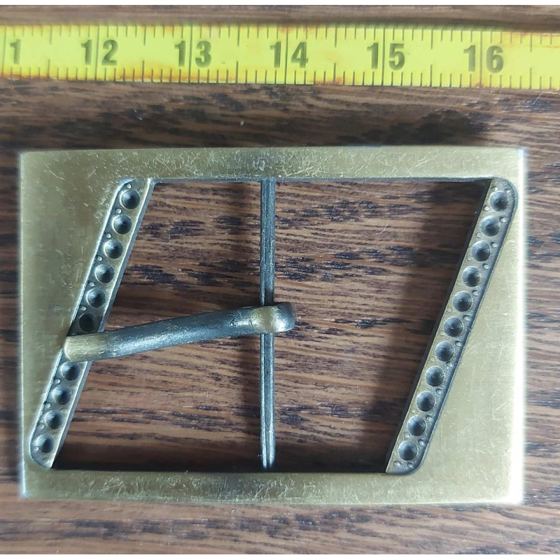 Пряжка для пояса металева