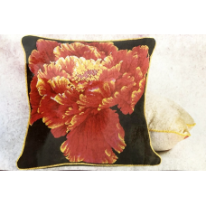 Набір для вишивання подушки. Червона півонія.