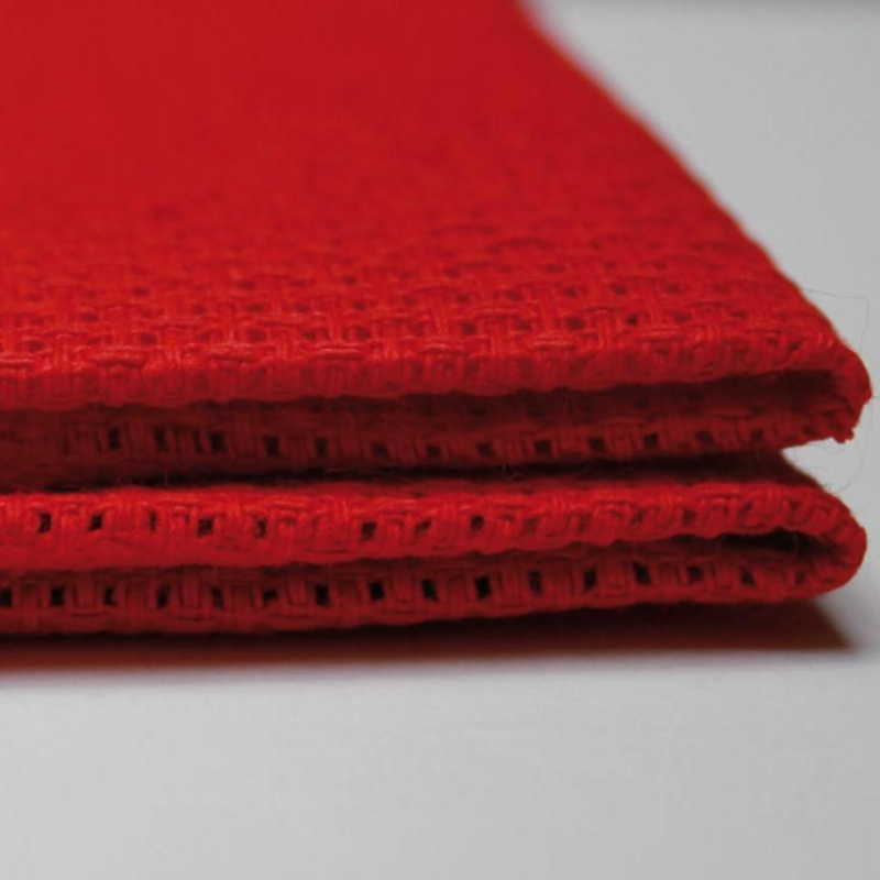 Канва для вишивання хрестиком No14 червона Канва для вишивання хрестиком No14 червона