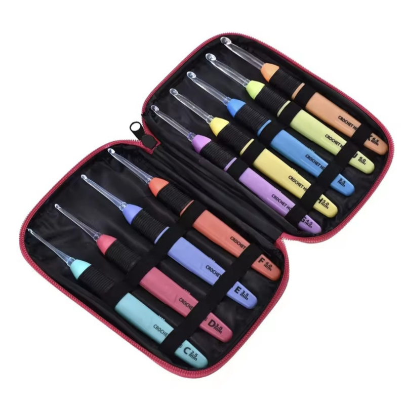 Набір гачків для в“язання з підсвіткою.