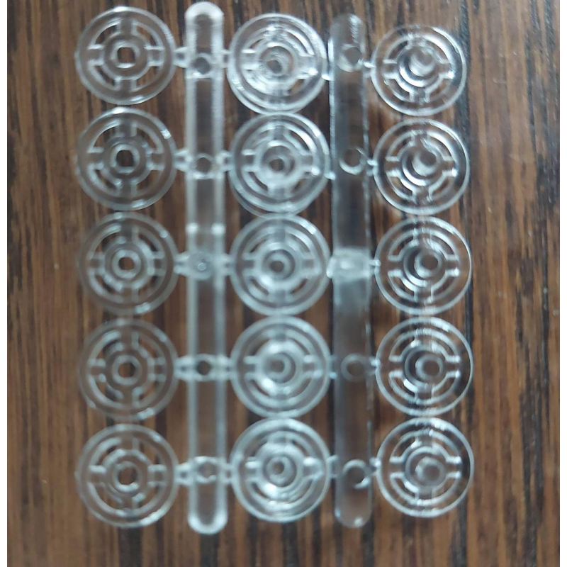 Кнопки пришивні прозорі 8 мм Кнопки пришивні прозорі 8 мм