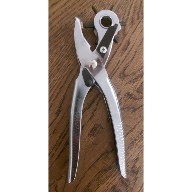 Діркопробивач для встановлення люверсів